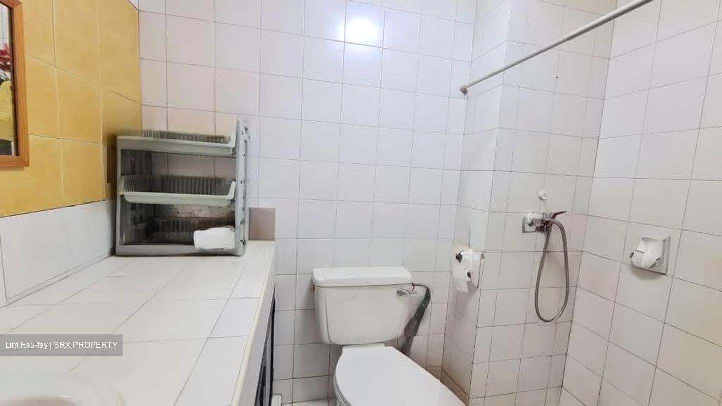 Normanton Park (D5), Terrace #563729861